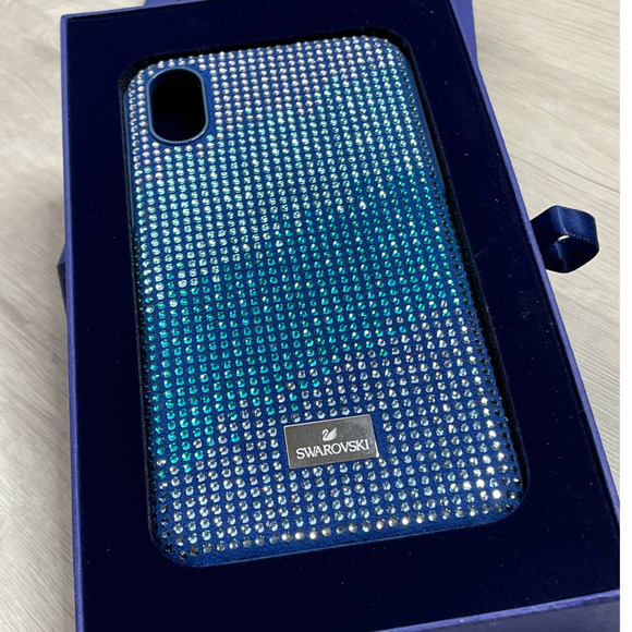 Swarovski Crystalgram gradation of blue tones iPhone XS Max Case - Picture 3 of 8